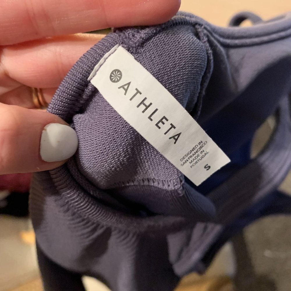 Athleta Periwinkle Ribbed Workout Tank - Picture 5 of 5